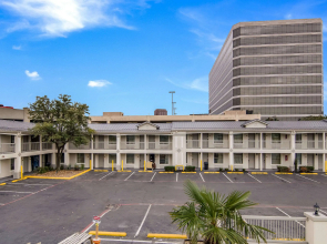 Quality Inn & Suites Dallas - Cityplace