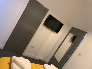 Kings Cross by Pureserviced