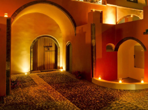 Markezinis Suites