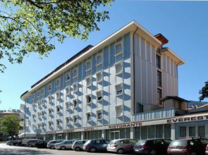 Hotel Everest