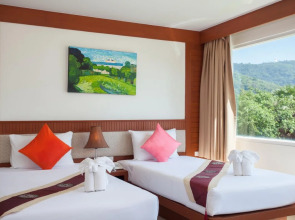 Курортный отель Baumancasa Beach Resort