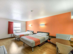 Motel 6 Regina, SK