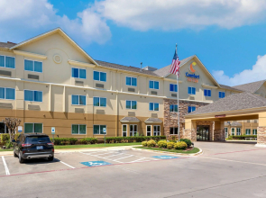 Comfort Suites North Dallas