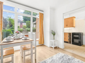 4 Bedroom House located near BHX & NEC