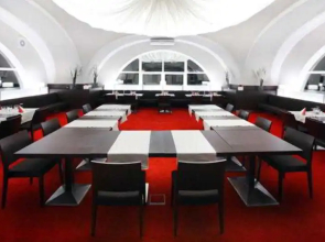Hotel Pracharna