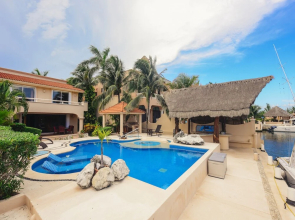 Villa Marinera by RMH