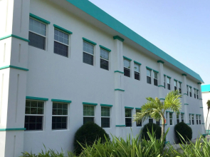 Best Western Grand Baymen Gardens