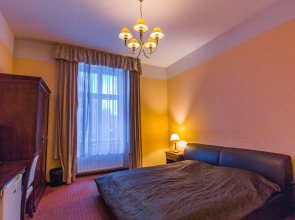 Отель Garden Palace