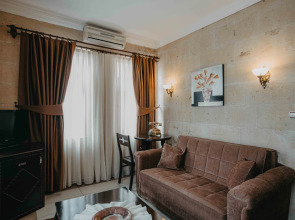 Royal Stone Houses - Goreme