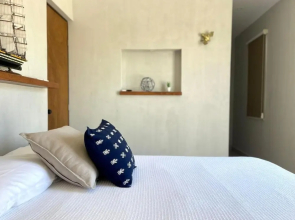 Casa Aluxes Guesthouse