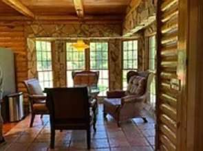 Beachwoods Inn