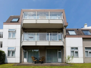 Beautiful Holiday Home in Texel Near Sea