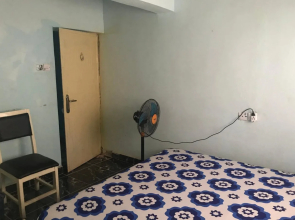 Tonis Hotel