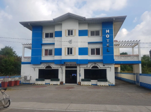 Enriquez Hotel