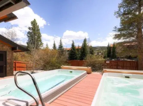 Mountainside 159E Condo