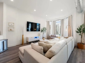 Luxury 2BR Condo in Wicker Park