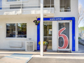 Motel 6 – Lakewood, CO