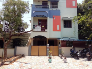 Hotel Barnabas Homestay
