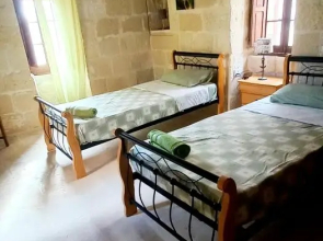 Ta Majsi farmhouse with indoor heated pool