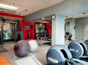 Coast Seattle Downtown Hotel by APA