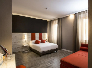 Отель The Guardian