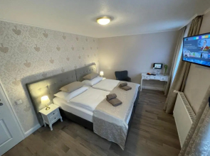 Kolossos Apartments zum Sporthafen Neuss