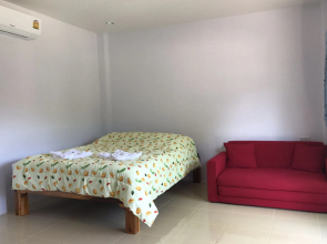 Baan Sri Lanta Sand