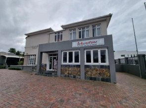 Arkenstone Frys Guesthouse And Restaurant