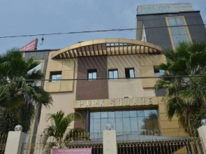 Park Square Hotel And Banquet