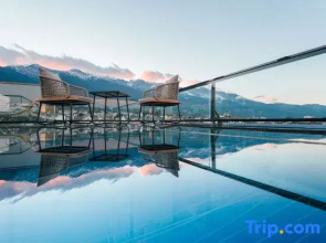 Xizhiyu Sunrise Seaview Sky Realm Garden Water View Villa Vacation Boutique Stay (Dali Ancient City)