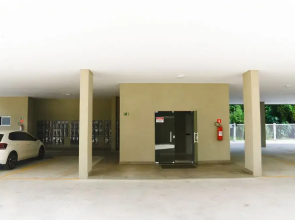 Apto c rea Gourmet a 300m da Praia das Toninhas