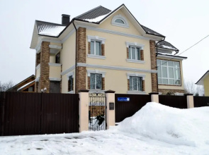 Guest House Na Radonezhskoy