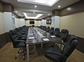 Курортный отель Oceanic Khorfakkan Resort And Spa