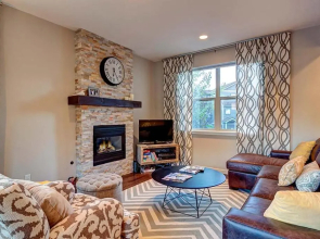 Crossroads Townhome 681B