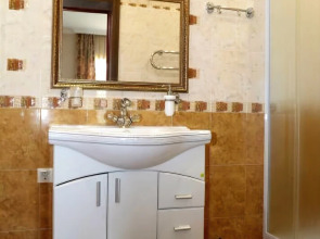 Adler Gold Guest House