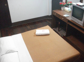 City Home Guest House