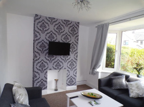 Zoo Cottage
