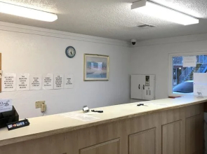 Country Inn Motel