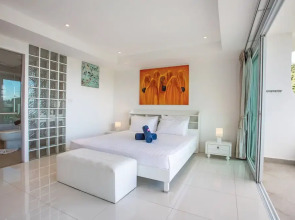 Kata Ocean View 2BR Apartment O910