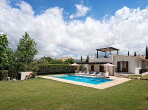 3 bedroom Villa Lara 11 with 10x5m private pool, within walking distance to resort village square