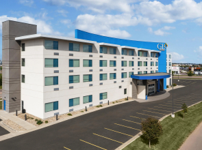 GLō Best Western Dawley Farms In Sioux Falls
