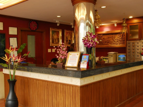 The Expat Hotel