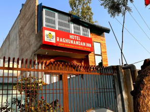 Hotel Raghunandan Inn