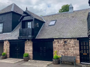 The Art Loft, Crieff: Town Centre Apartment