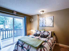 37SLL - Economical - Convenient - Kitchenette - Sleeps 2