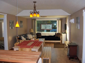 Historic 1920s Cabin