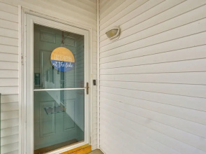 4 Mi to Dtwn: Gem w/ Lake Access in Camdenton