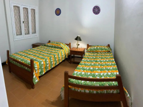 Casa para 12 con garaje, jardín y quincho