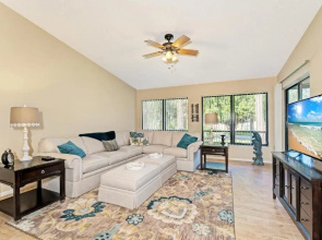Village des Pins 3645, 2 Bedrooms, Pool Access, WiFi, Hot Tub, Sleeps 4