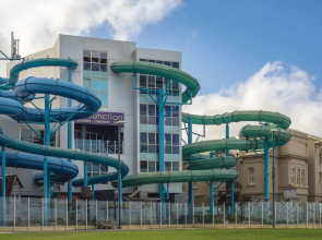 Parkview Villa 2 Luxury 3 Bedroom Home